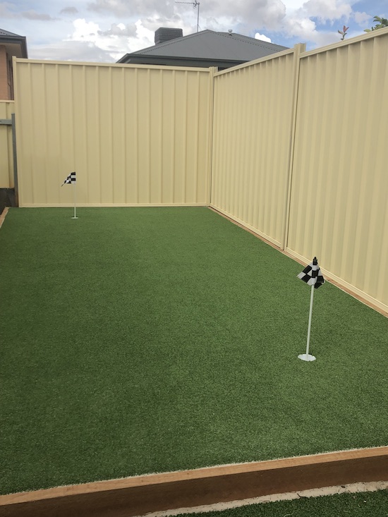 how to build a synthetic putting green